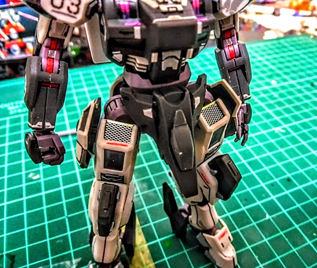 初めてメッシュアップ素材を使いましたがとてもいいい感じですね!!ちなみにくり抜いた部分に裏から貼ってます。