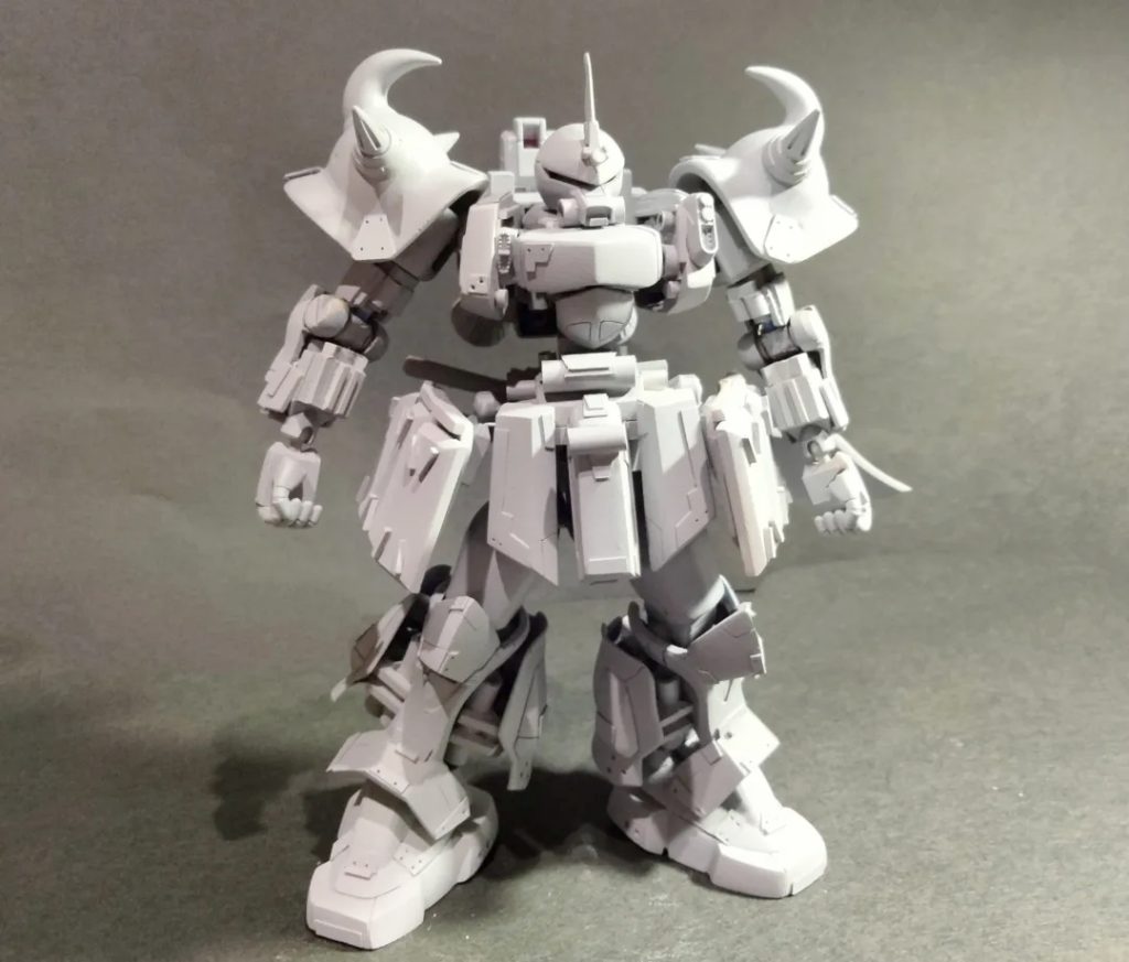 サフ状態。配線が無いのでウエストが激細です。