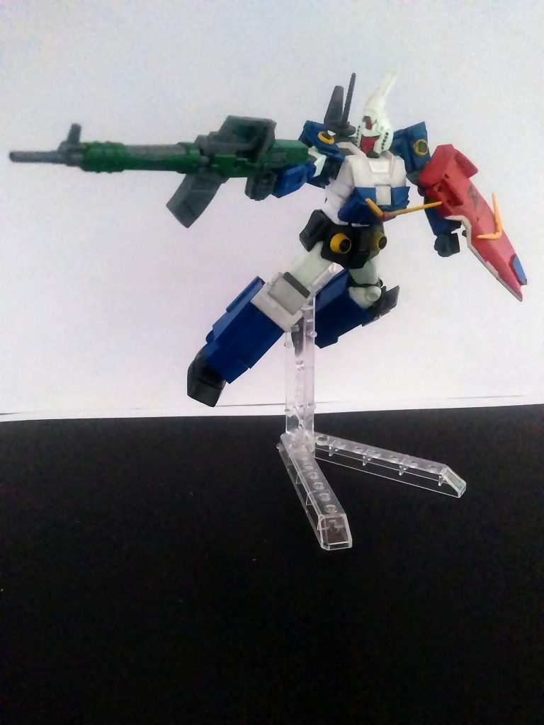 さて、1980年より本シリーズは始動します。メーカーは「太陽系戦隊 ガルダン」と同じ「アリイ」となります😆「ビーム ショット ライフル」及び「サイコ シールド」                      何気に「ライフル」が本家より強そう🤔    ソレにシールドの「サイコ」って❓「Z」のマーキングはきっと「惑星ゼット」のことなのか🙁❓