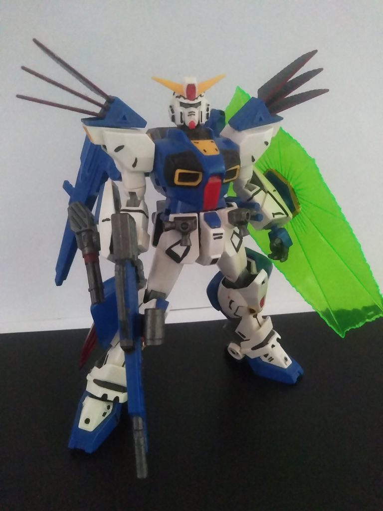 ハイ。此方が発掘直後の状態です😊　　　　　　　　①お馬さん🐴の様に長いお顔。　　　　　　　　　　　　　　　　　②ボヤッとしたディテールの彫り直し&付け足し。　　　　　　　　　　　　　　　　　　　　　　　③其れなりに塗分けられてはいるけど、もうチョッと付け足したいカラーリング。　　　　　　　　　　　この辺を弄る事に致しました🤔