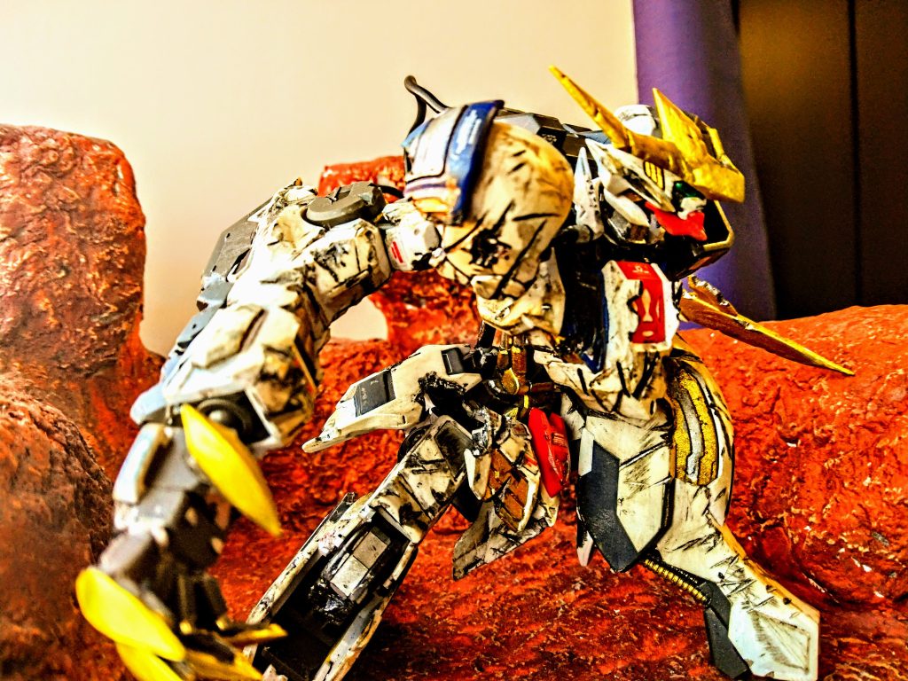 テイルブレードやアンテナはシャープ化してツンツン( ^▽^)σ)~O~)してまーーす。鉄血は本当に沢山人が死んでしまうので見ていたときは凄く泣きたかったです。特にシノの所はたぶん今でもギャン泣きします…。゚(゚´ω`゚)゚。