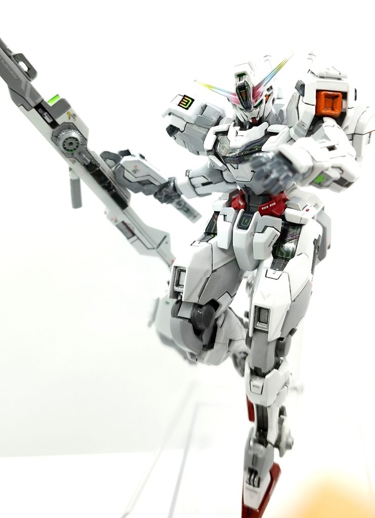 おてては30MMのオプションパーツです。デカールはエアリアルのものと、一部メッサーのものを使用。あと蛍光の例のヤツ…