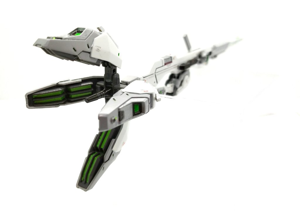 このライフル長くて良いのだけど、ツルッとしすぎて武装感足りなくね?とかなりのディテール追加してます。