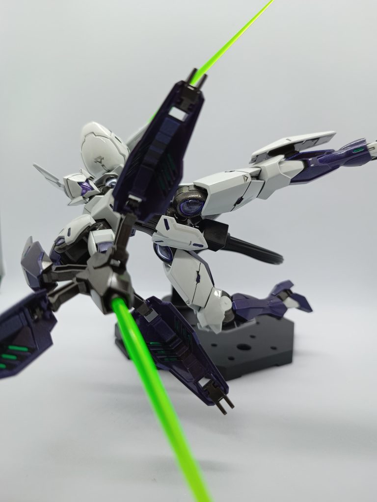 ポージングが決まらない。撮影も下手ですね。まだまだです。