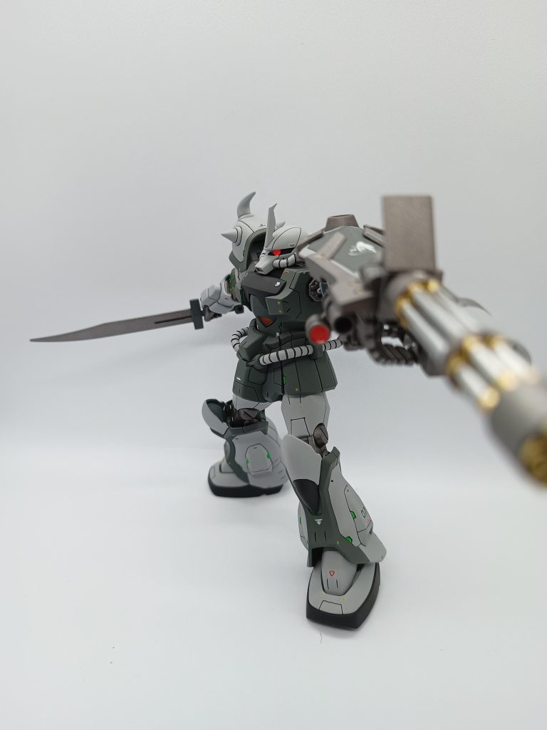 グフカスタム–2枚目/制作者:kuro@-12