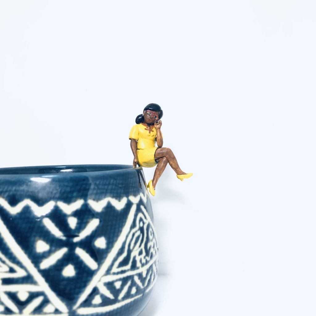 （ラ、ララァはインド人ですからね！　これくらい地黒でいいんです！）