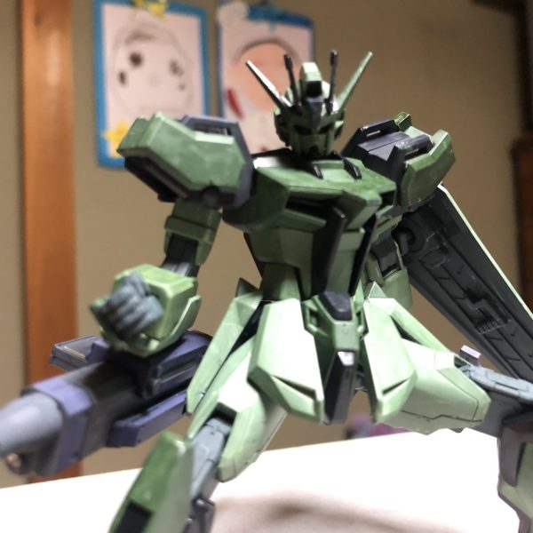 陸戦型ストライクガンダム(格闘戦仕様)