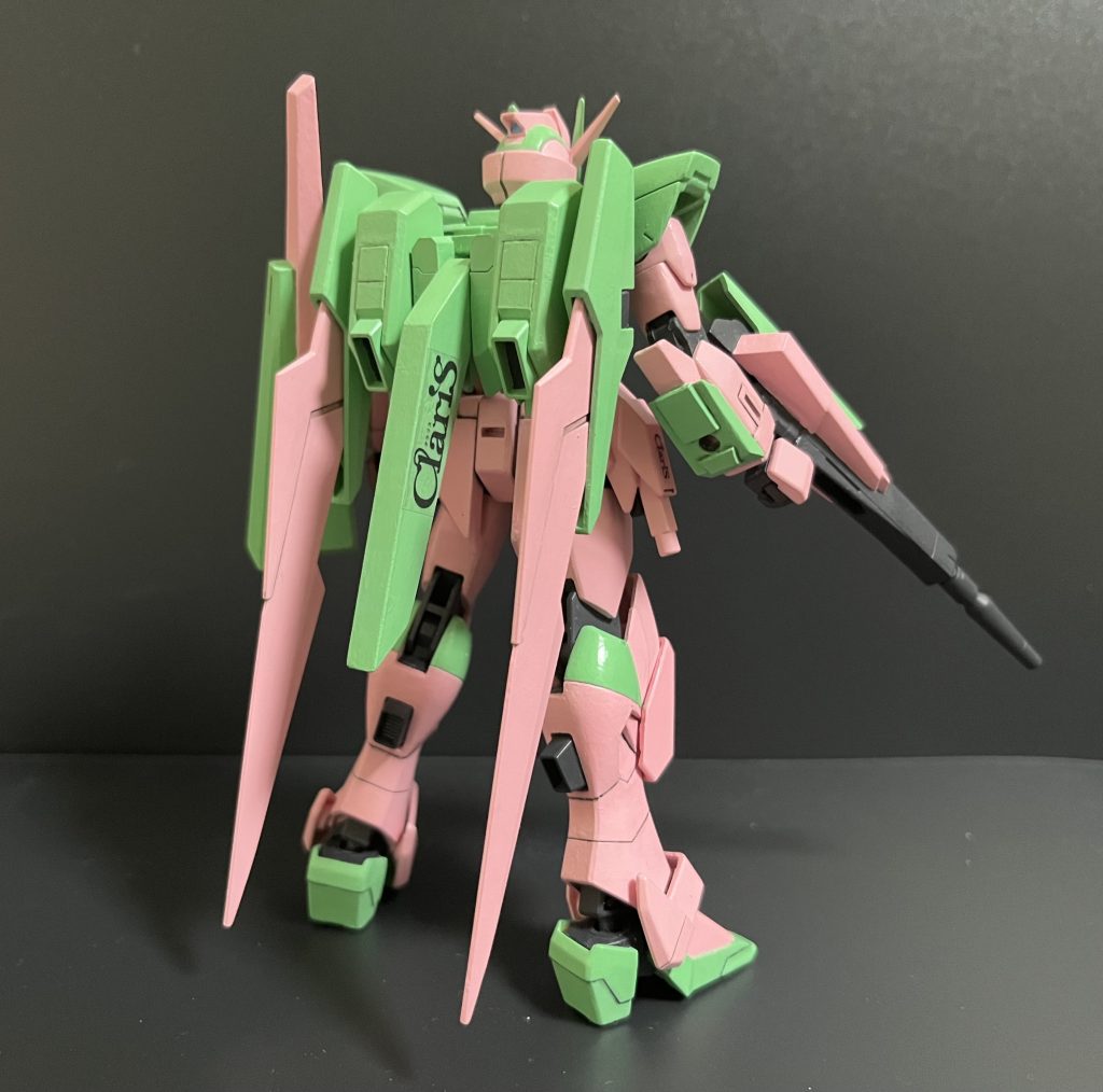 一応全体的にゼータタイプをイメージしてデザインしています。