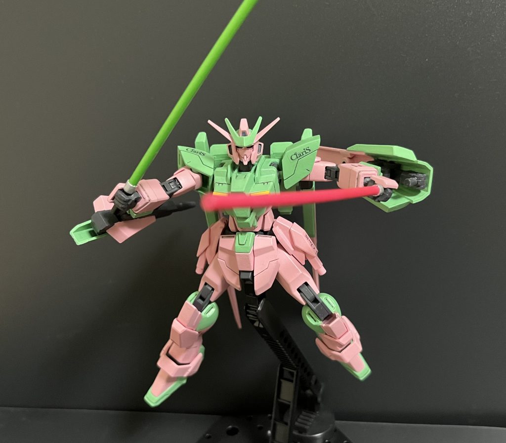 ビームダガー/ビームサーベルランシエのキットにはビームサーベルが無いので丸棒使って自作しました。