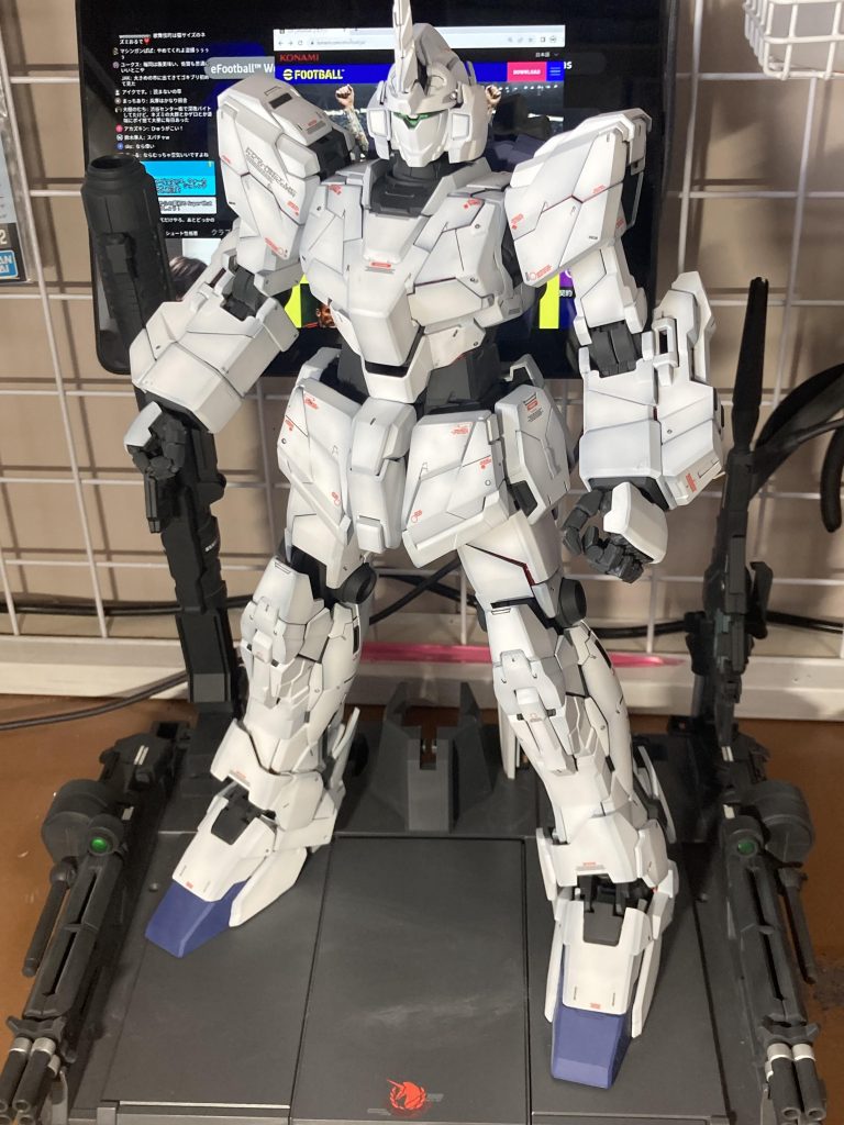 まずはユニコーンモードとにかくでかい