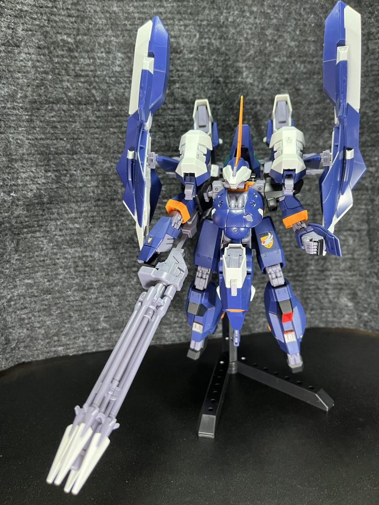 9/18追記、ログナーさんのご意見通りに組み替えて、水中用シールドブースターが本体に近くなるようにしました。確かにこっちのほうが、カッコいいシルエットですね🎵最後までご覧いただきまして、ありがとうございました。いつもイイネ下さる方々から感謝です。