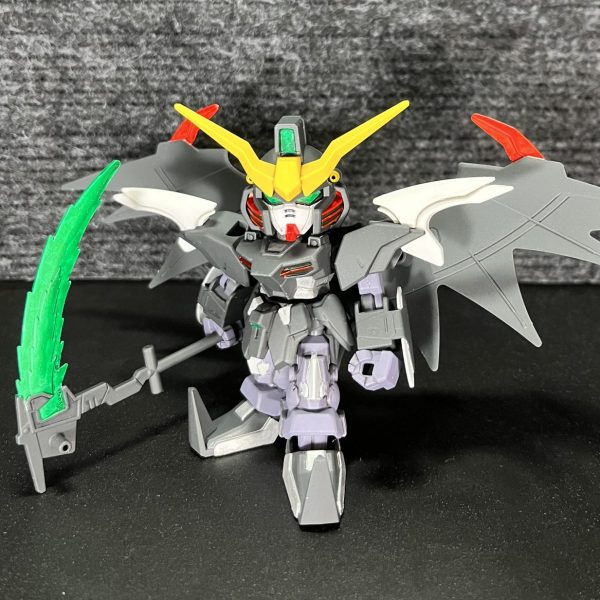 ガンダムデスサイズヘル EW(部分塗り練習)