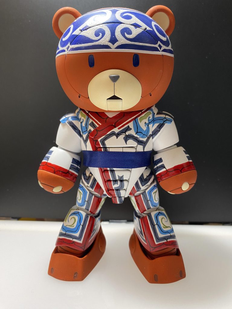 基本工作は脚部の後ハメ加工くらいで、あとはストレートに組んでいます。