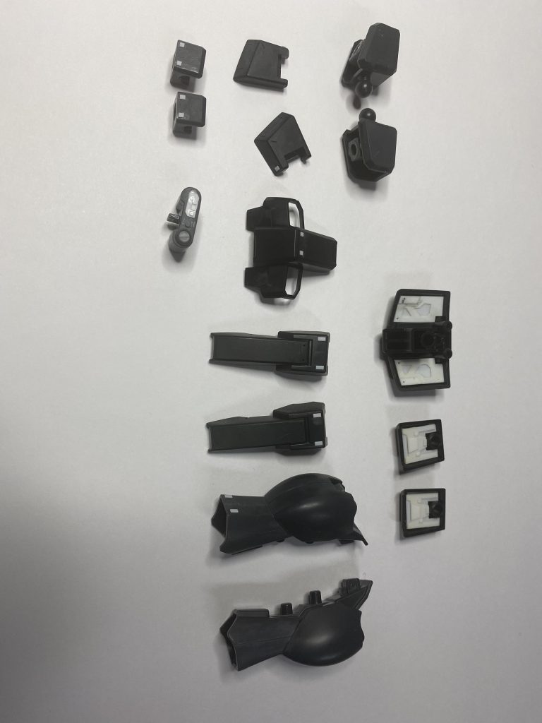 装甲裏なども見えないけどディテール入れてます。