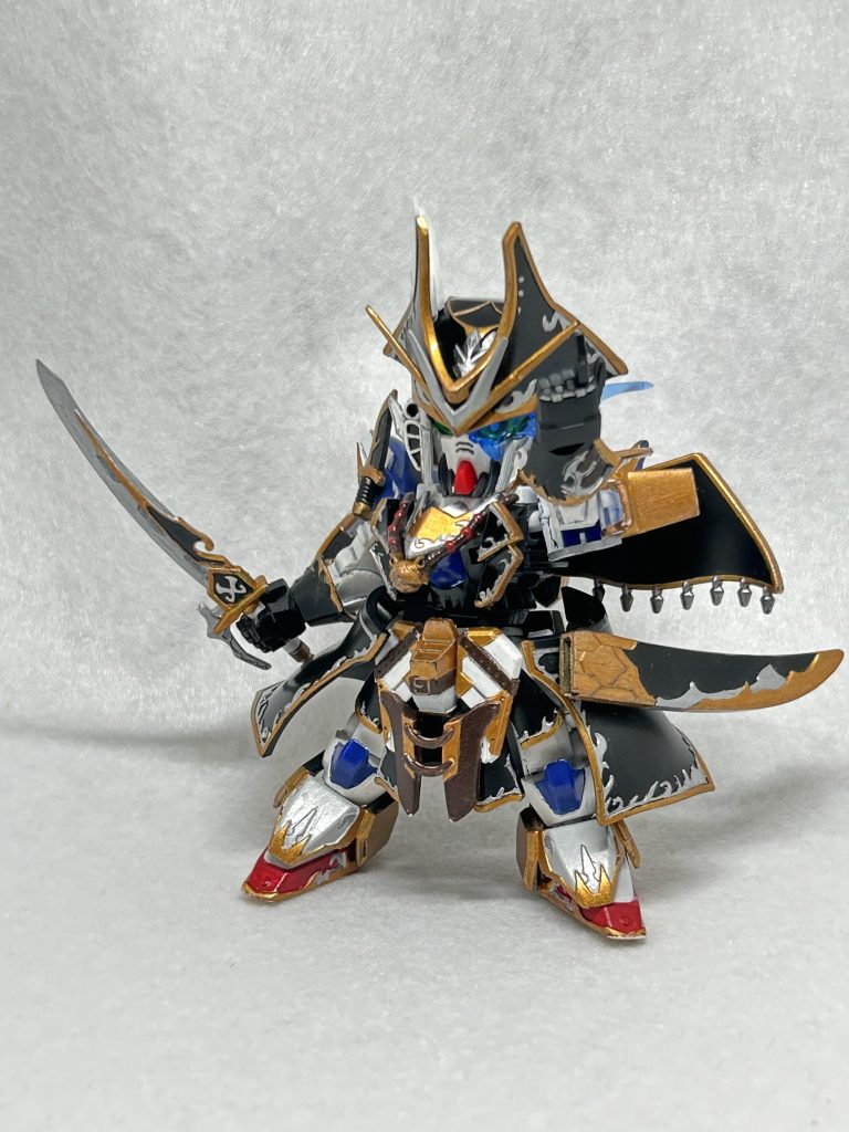 30MMのカスタムハンドパーツがよく合うデザインだったので手の表情もつけられるようになりました。