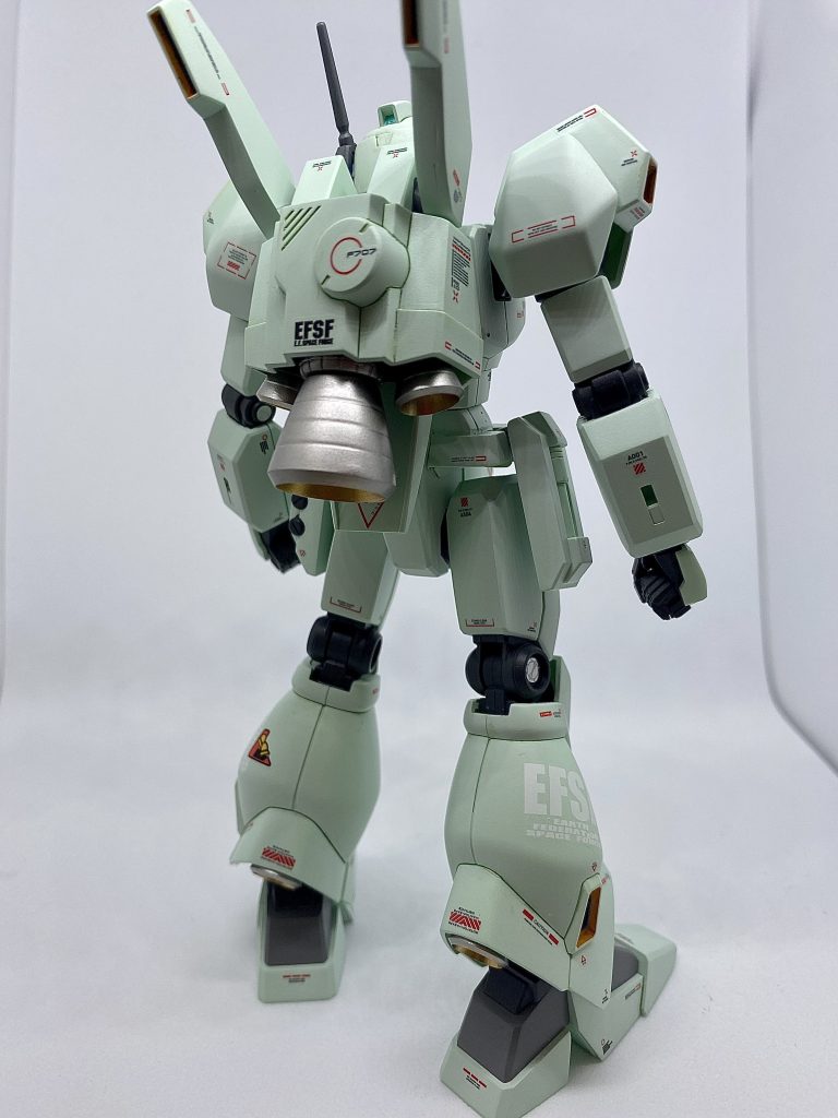 バーニアはコトブキヤのが余ってたのでそのまま流用。関節にはエッチングパーツを貼ってみました╭( ・ㅂ・)و ̑̑ グッ !