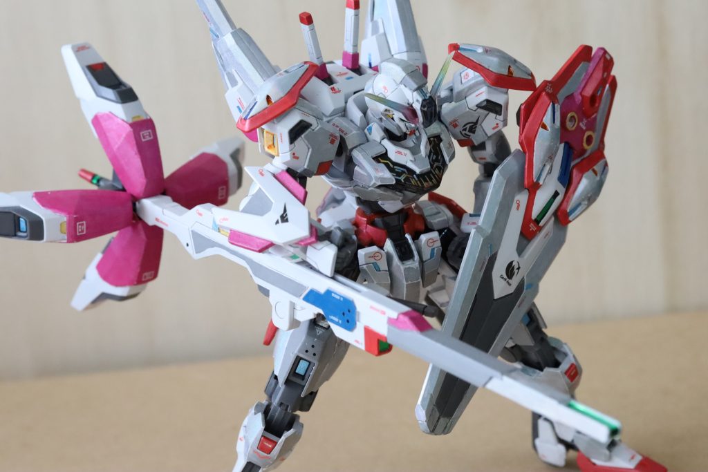 HGガンダムキャリバーン/スレッタ＝ブライトレッド–3枚目/制作者：Miiya