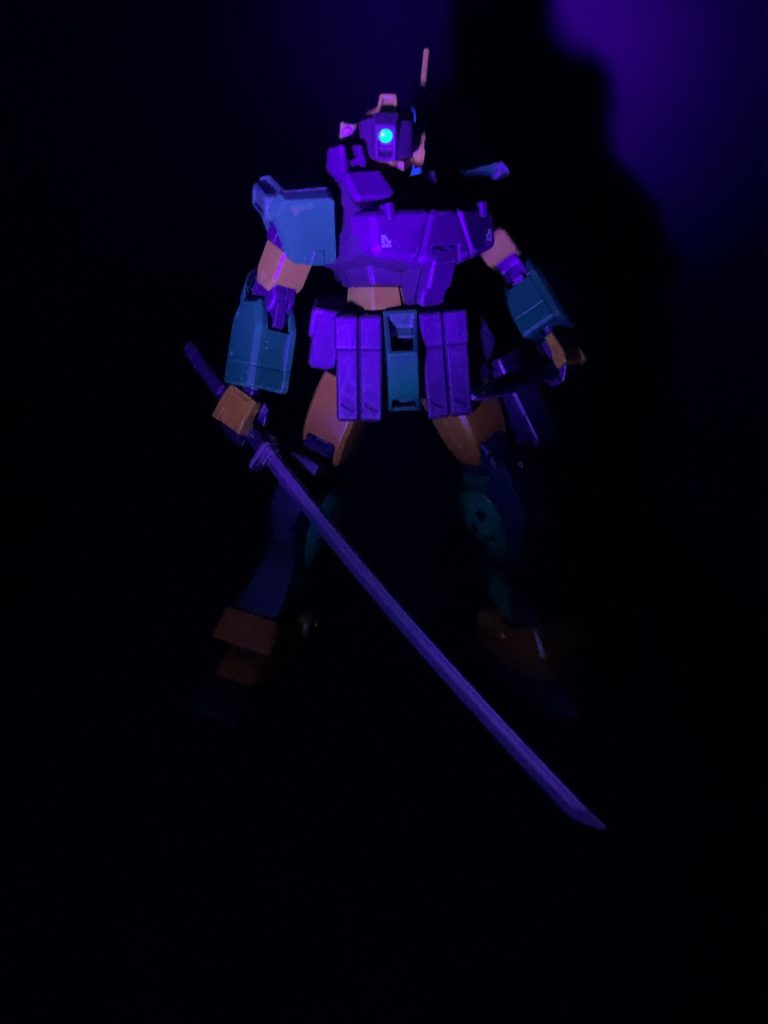 実はメタルギアソリッドのグレイ・フォックスを意識してます。