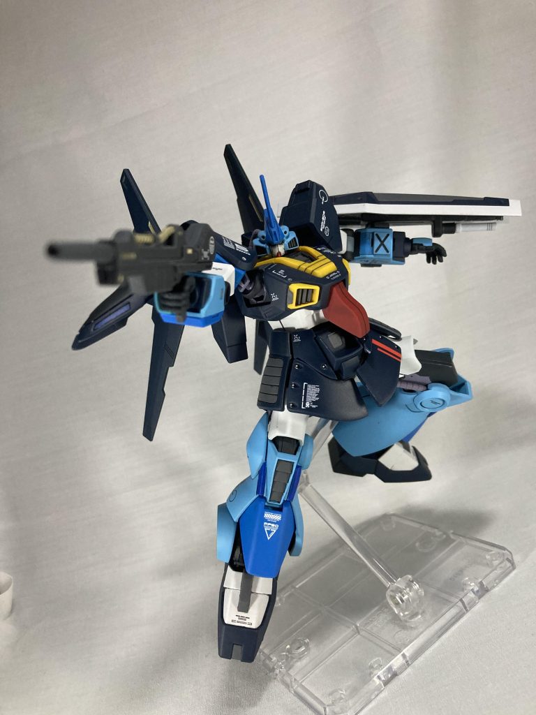 ビームライフルがよく似合う男