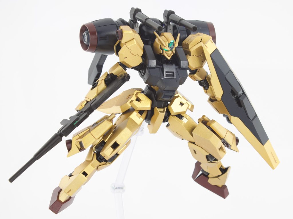 機体名である「ガン・ドレッド改」とは…・ガンヴォルヴァ+百式(ハンドレッド)+改 の造語・GAND(ガンド) + READ(知る、学ぶ) = 「ガンドを知る、理解を深める」・ガン(腕の筋肉) + ドレッド(恐ろしい) = 強化した左腕(ガントレット)と、いうトリプルミーイングになっています。