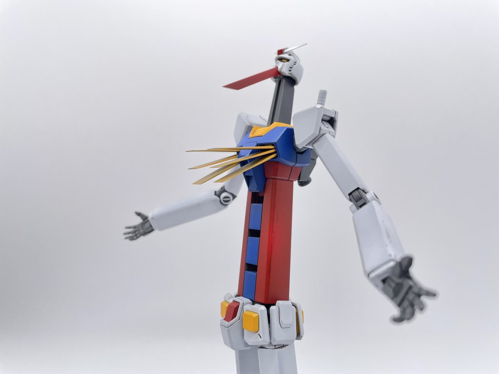 付け替えで胸部ダクトを射出状態にする事が出来ます。