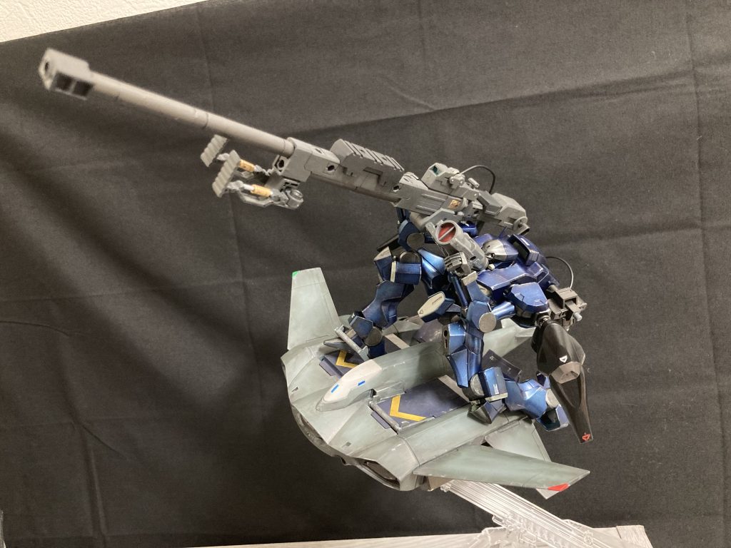 狙撃時の反動とか細かいことは忘れて下さい