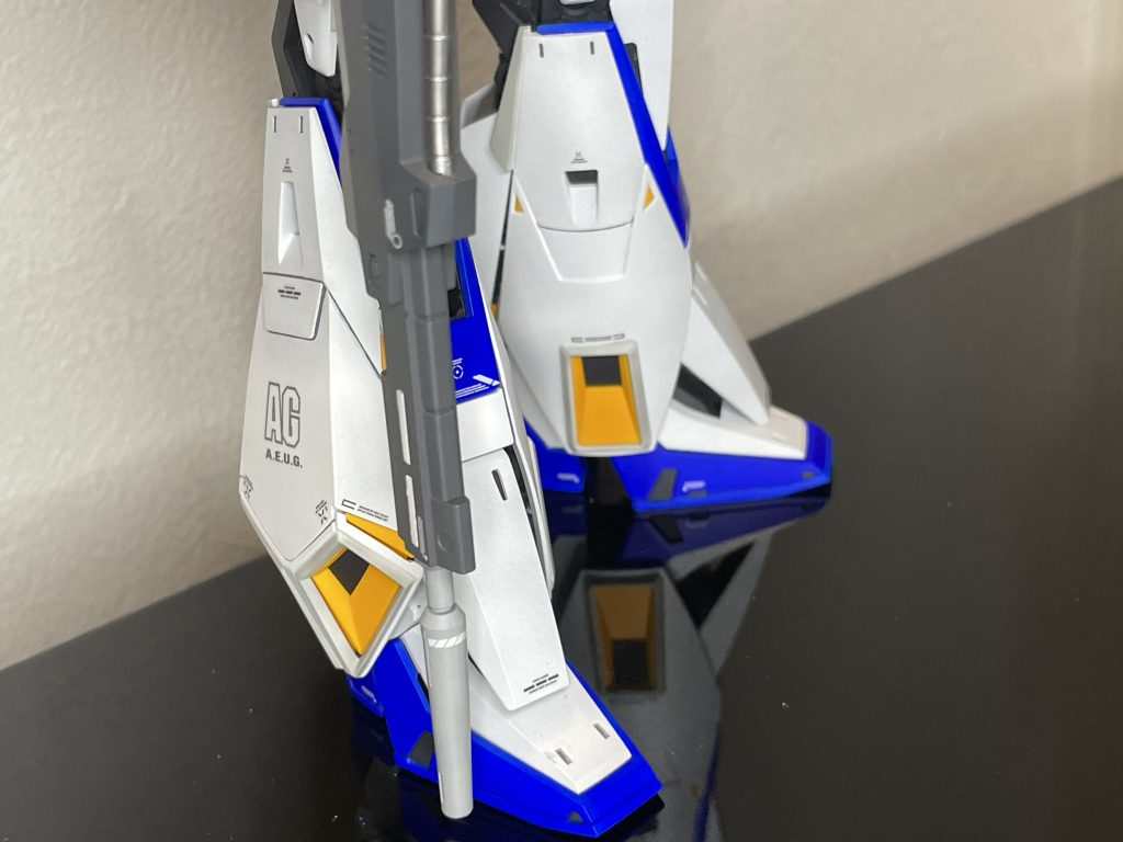 脚のブースター周りはキレイに色分けできました。