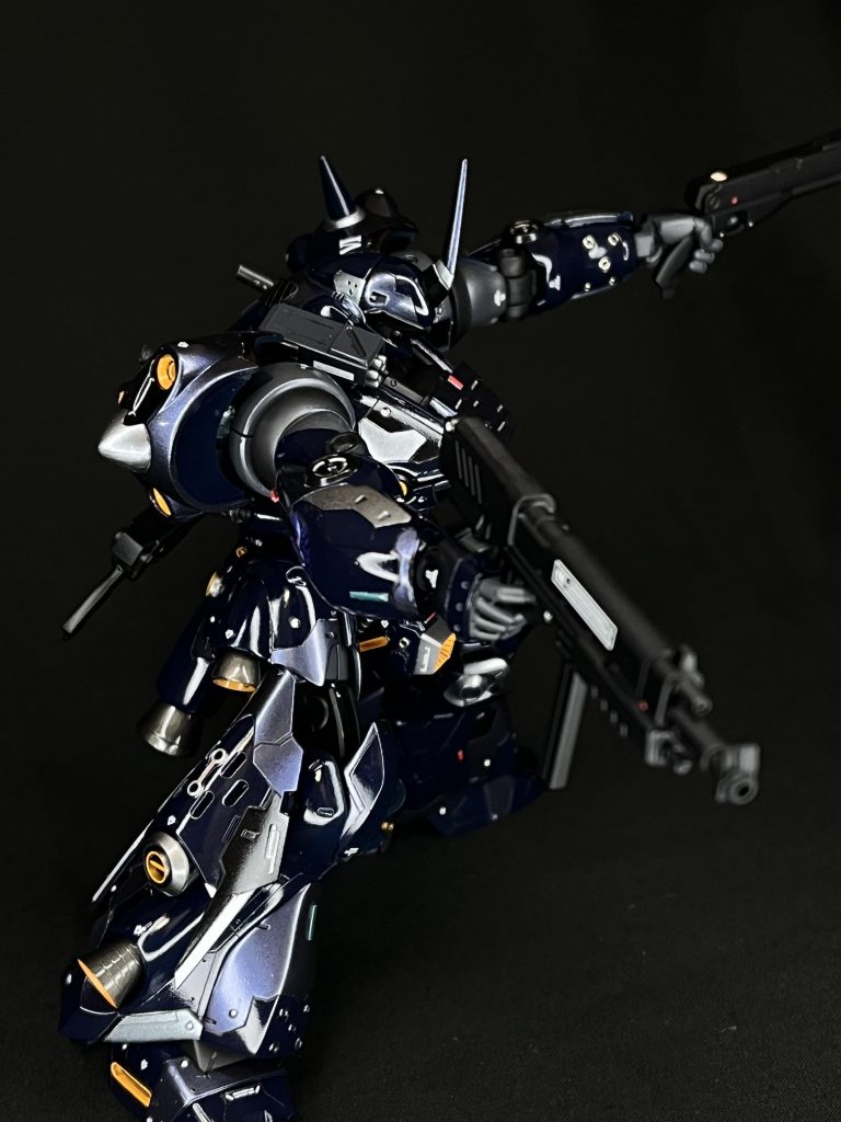 右手は90MMマシンガン♪この武器好きです😊