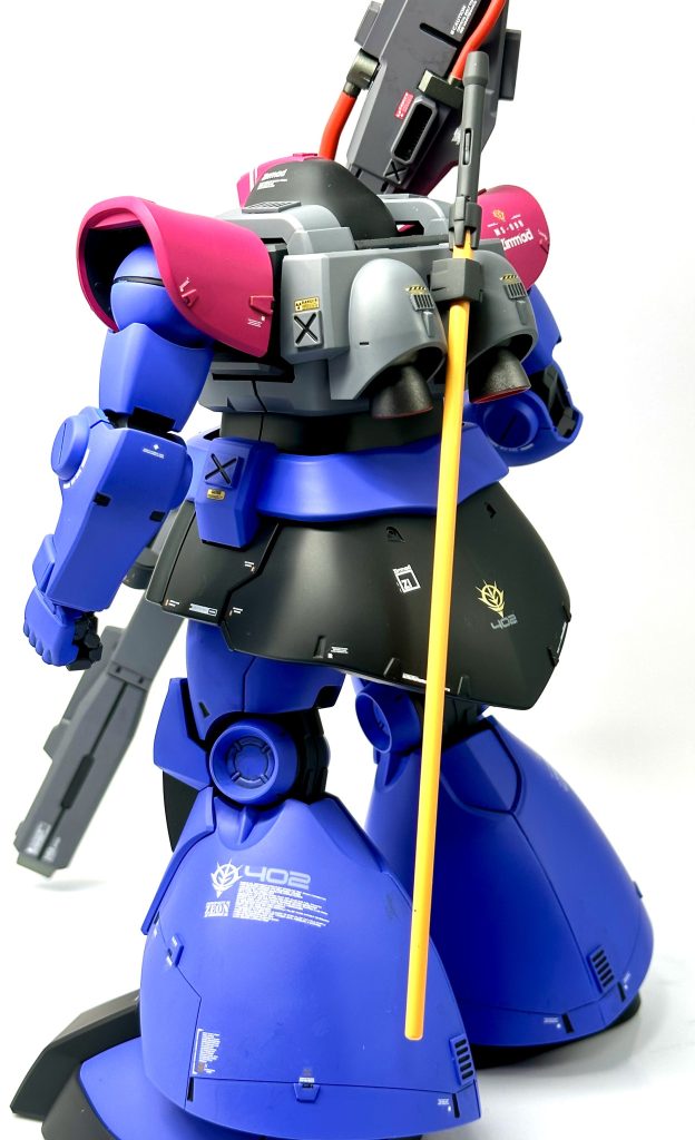 脚部のデカールワークはイチオシポイント