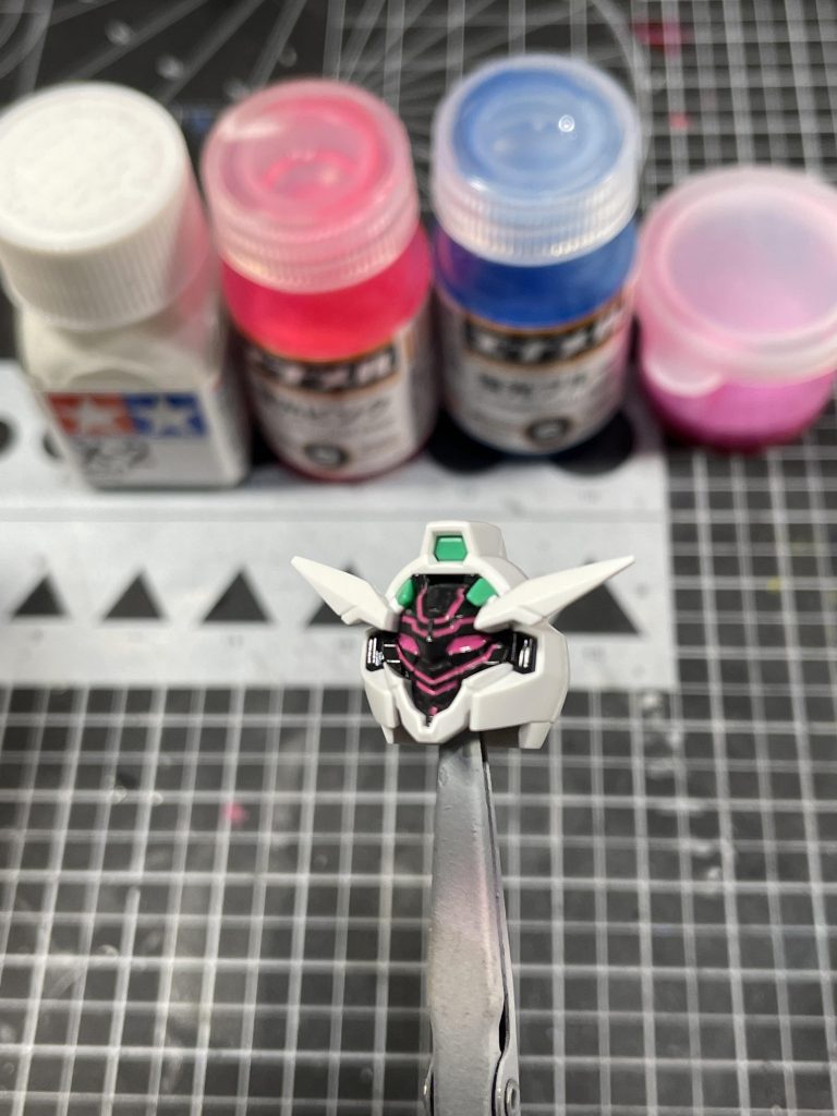 マスクのシェルユニット塗装状況