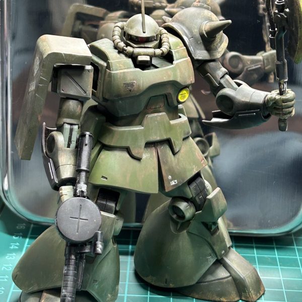 いろいろミキシングで何とか完成✨ドム風マラサイ風ザク｜のり