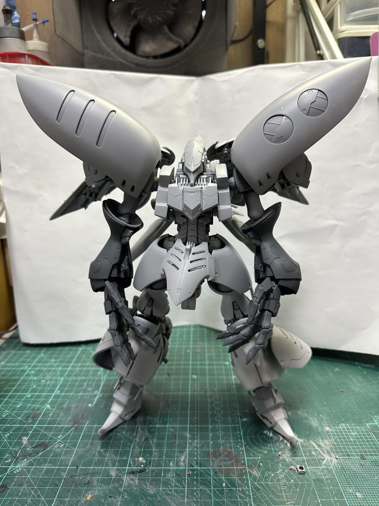 完成品も写真同様、自立は可能です。