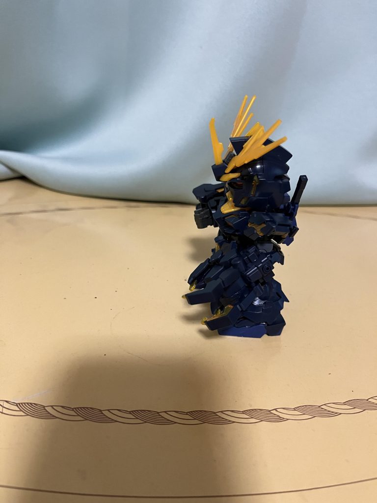 バンシィアーマード–3枚目/制作者：アッキー