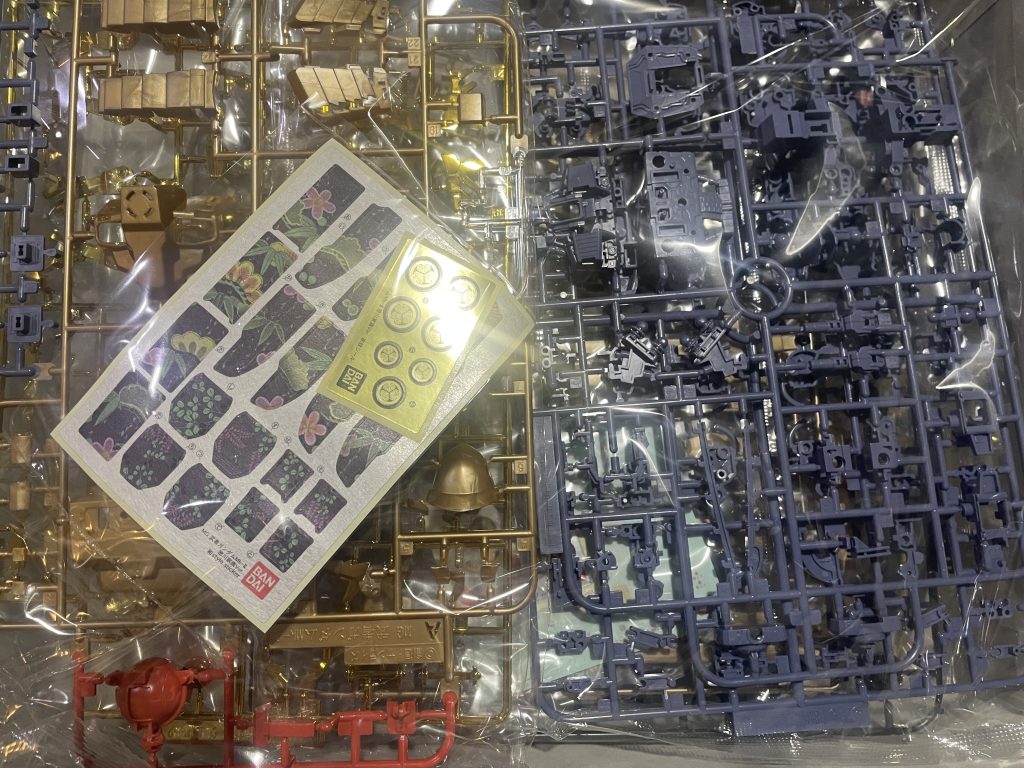 思えば、人生初のMGガンプラ作成でした。7千円チョイのプラモでしたが思ったより簡単に組み立てられましたね。