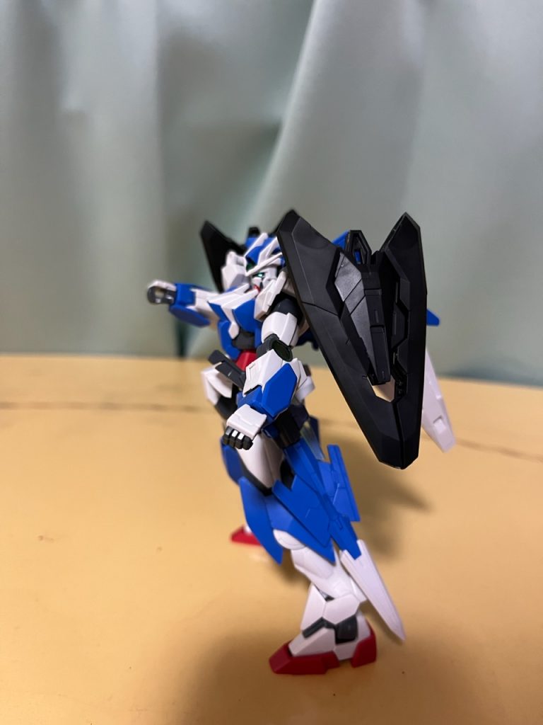 ダブルオーガンダムダイバーエーストライススラッシュ–3枚目/制作者：アッキー