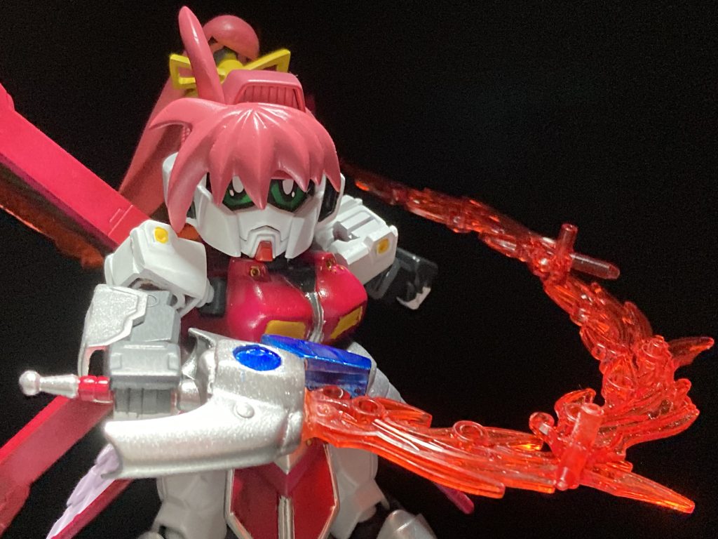 ユニゾンする事でメモリのツインマキシマムが可能となるスネーク、フレイムのメモリを読み込んだ炎を纏った『シュランゲフォルム』