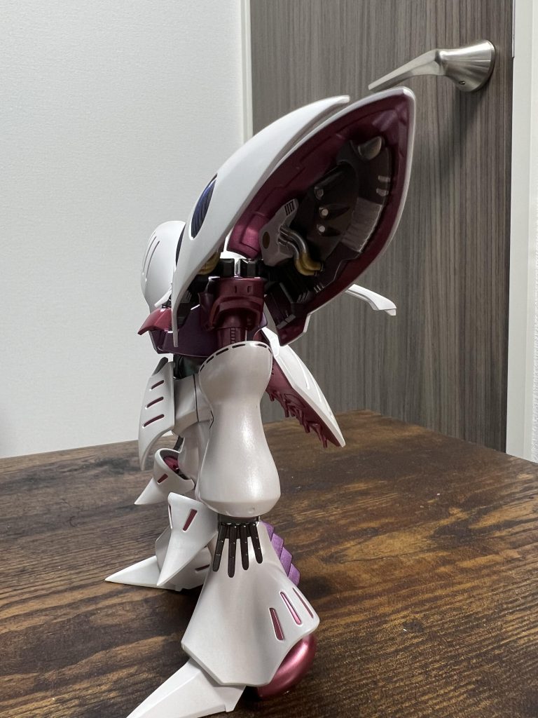 バインダー内部細かな塗り分けやるとしたらここくらいかな思ったので、少し塗り分けしました。ほとんどわかりませんけど…。