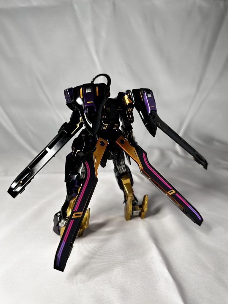 ガンダムシュバルゼッテ 紫炎–2枚目/制作者：スアラエ