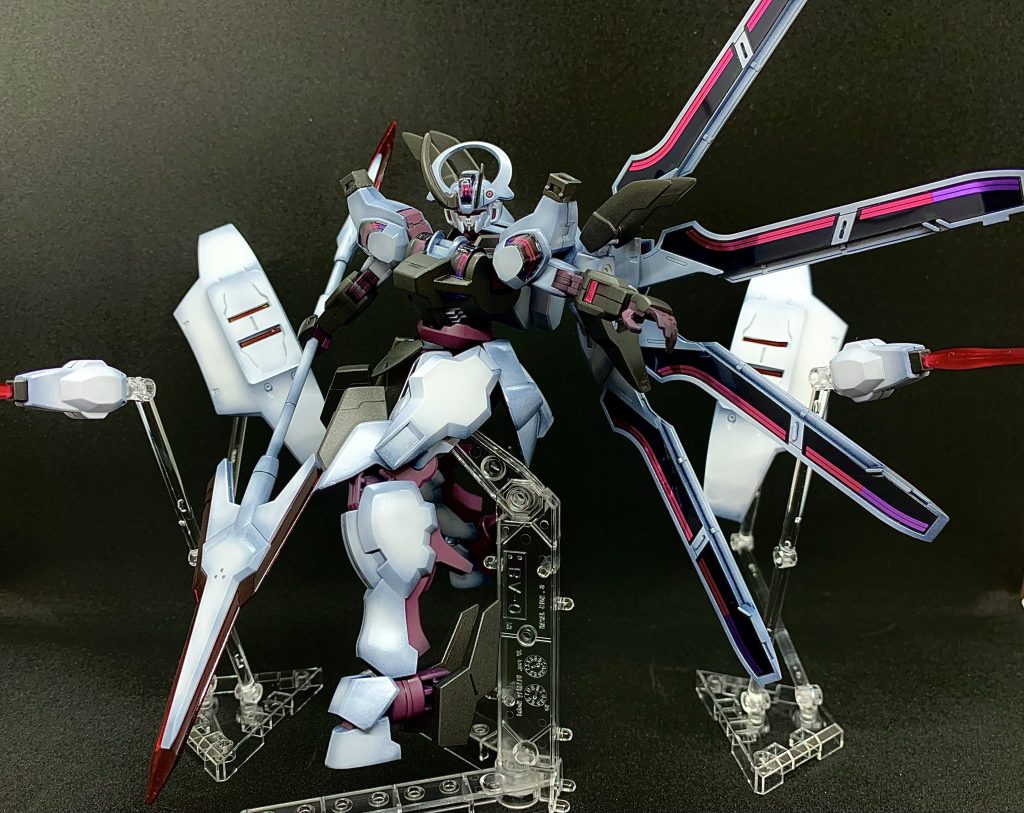 アクションベースで武装を浮かせればアラかっこいい