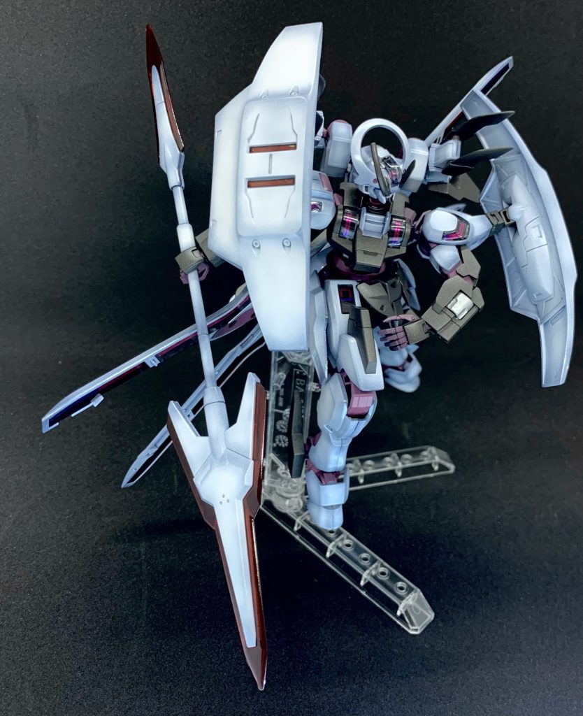 シュバルゼッテくん用カラーのダブルセイバーがよく似合う。