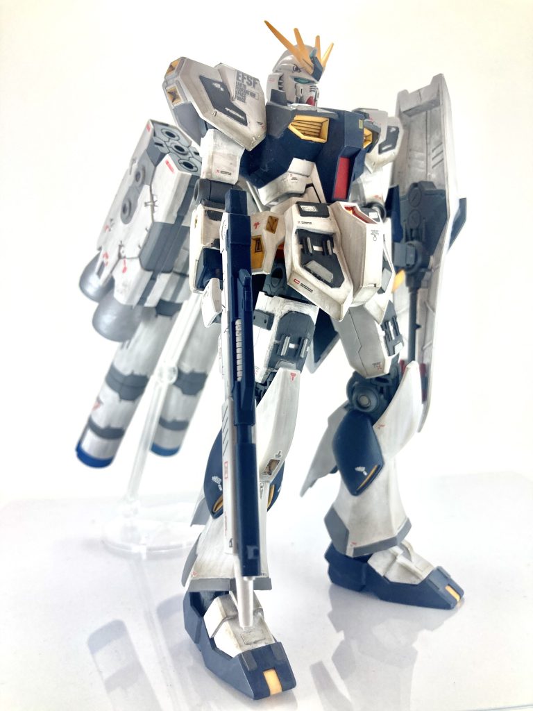 νガンダム《一般エース専用》–2枚目/制作者:レン@筆塗り部分塗装