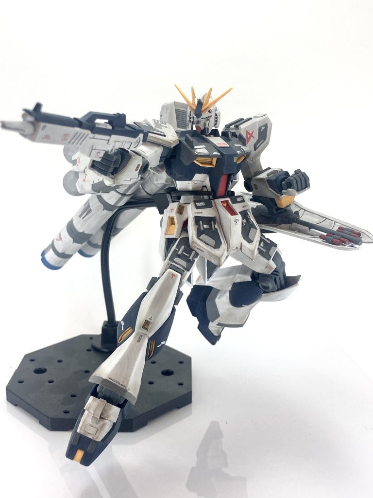 νガンダム《一般エース専用》–7枚目/制作者:レン@筆塗り部分塗装