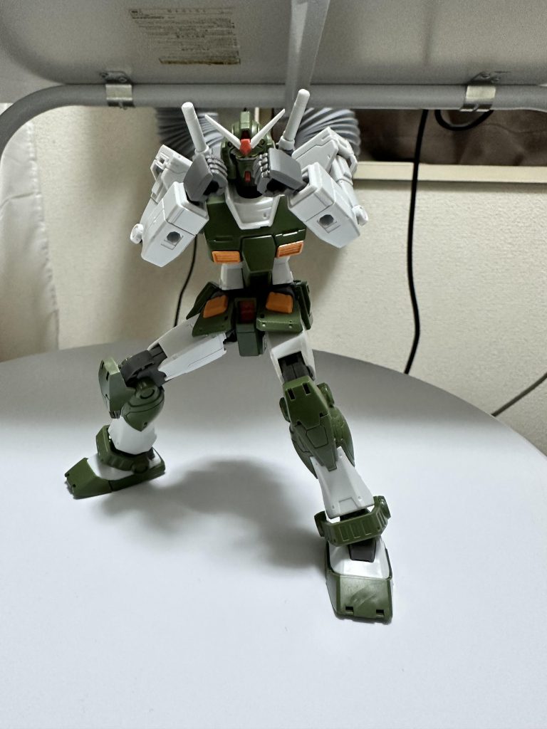 ファイティングポーズとれるで。