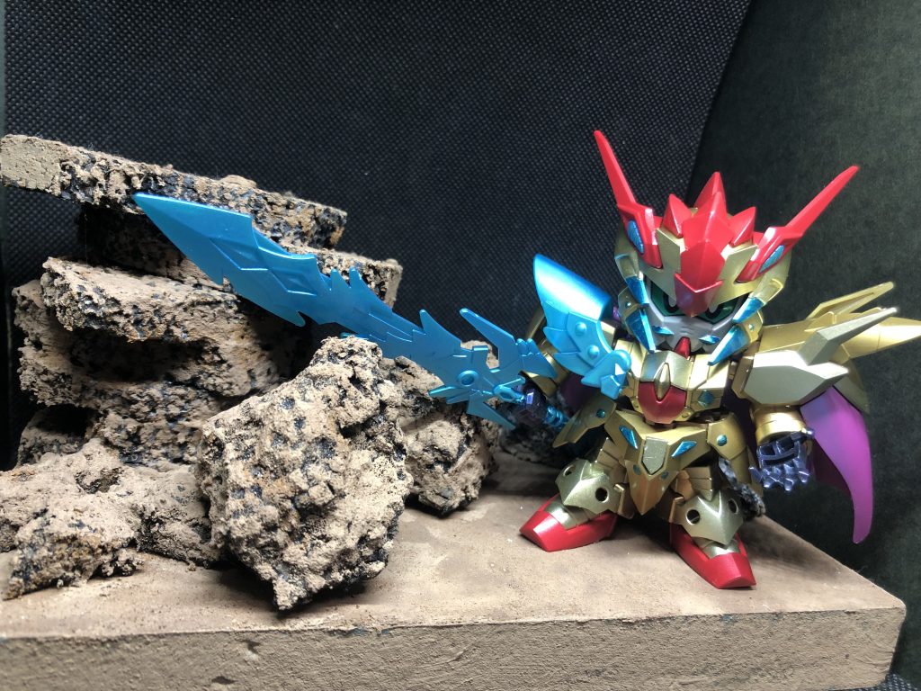 聖竜騎士ゼロガンダム–2枚目/制作者：ジジさん