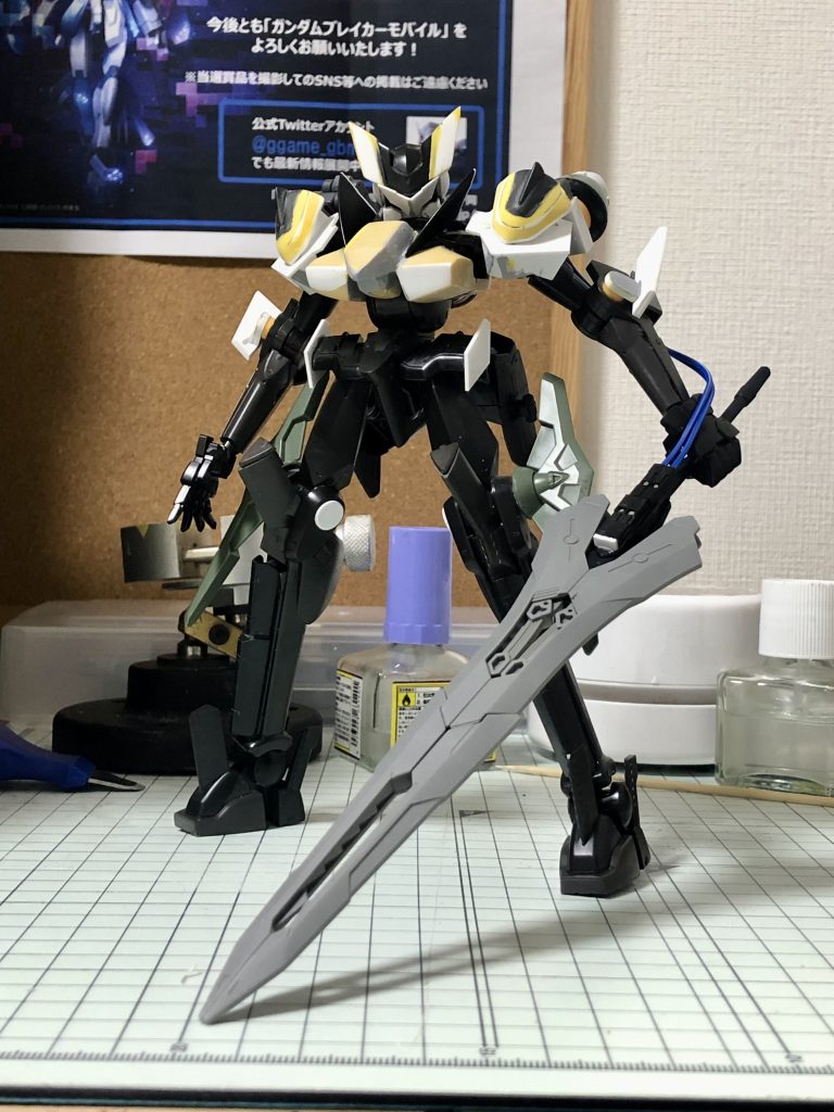 サフ吹き前の状態です。胴体周りの改造が一番苦労しました。