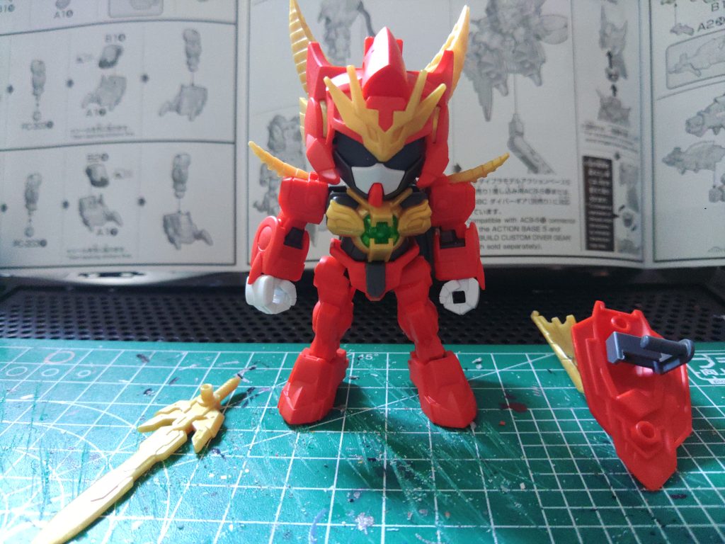 これが改修前です。可愛い体型ですし、結構動くんですが、女性型ということでもうちょっとスマートにしたかったのです。