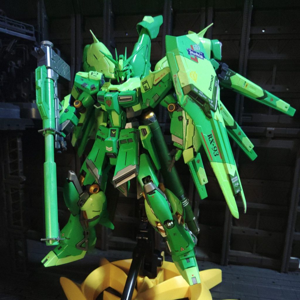プレバンにて「RG 1/144 Hi-νガンダム」、「HG 1/144 Ξガンダム