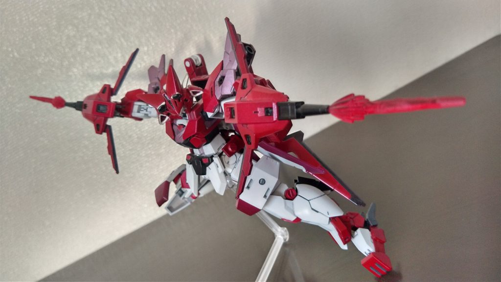 「QUEEN's INFERNO」クリス先輩がよく使う技。昇天率100パーセントのボウガン型武装。