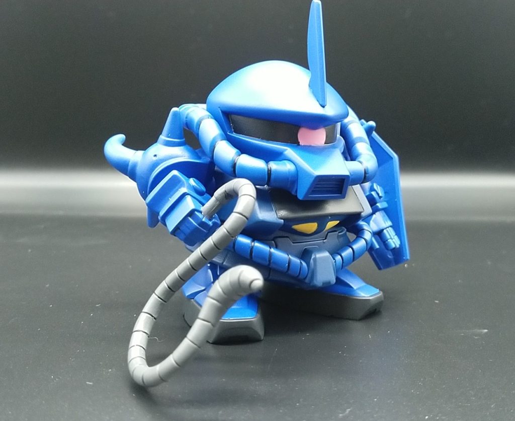 ヒートロッド構えるグフ。