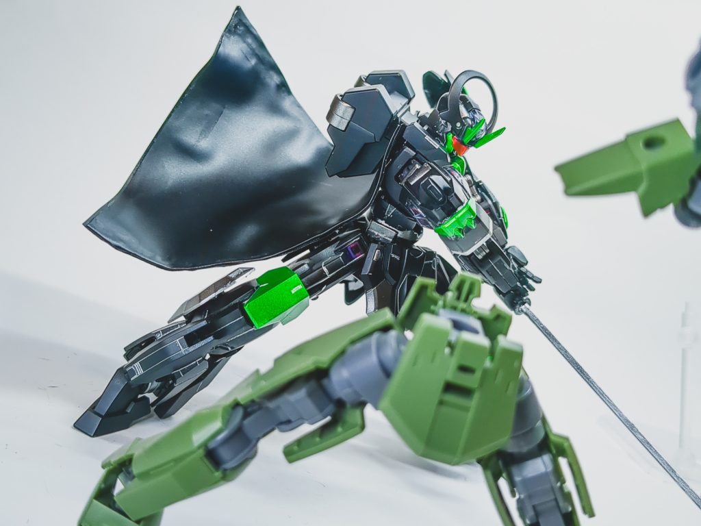 ガンダムブジンソード–2枚目/制作者：おぼれる魚くん